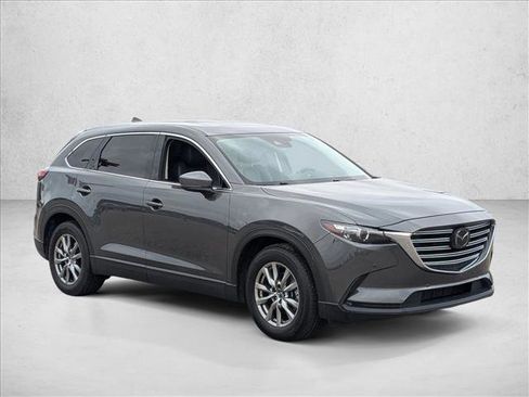 Used 2018 MAZDA CX-9 Touring w/ Touring Premium Package image 3