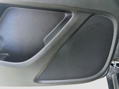 Used 2023 Chevrolet Traverse LS FWD image 20
