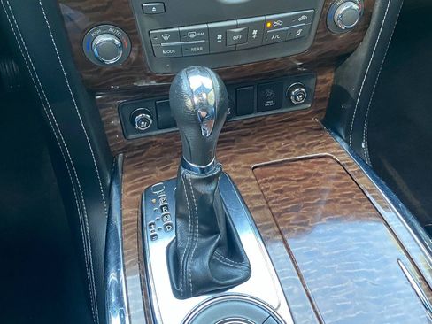 Used 2017 Nissan Armada Platinum RWD image 35