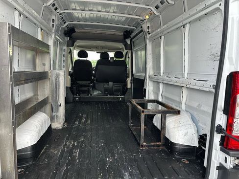 Used 2017 RAM ProMaster 2500 w/ Interior Convenience Group FWD image 9