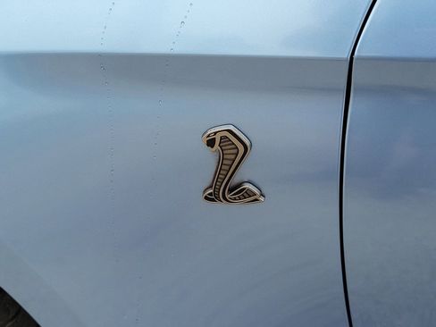 Used 2022 Ford Mustang Shelby GT500 w/ Carbon Fiber Track Pack image 9