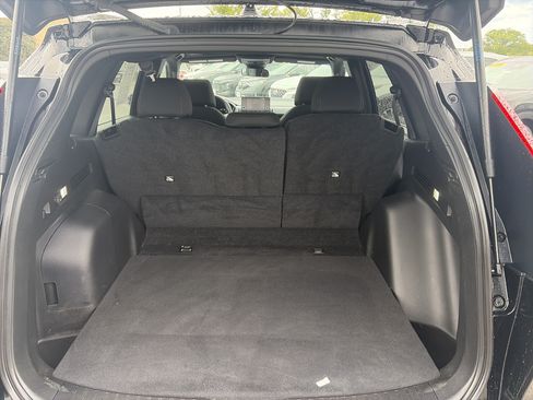 Used 2025 Honda CR-V Sport image 12
