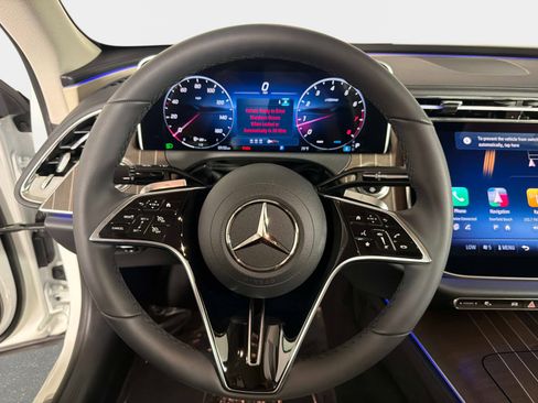 Used 2026 Mercedes-Benz E 350 4MATIC Sedan image 44
