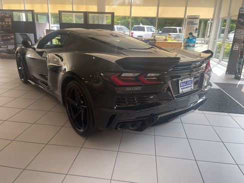 New 2025 Chevrolet Corvette E-Ray image 5