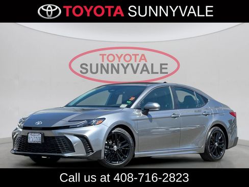 Certified 2025 Toyota Camry SE FWD image 2