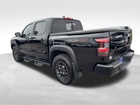 Used 2023 Nissan Frontier PRO-4X w/ Pro-4X Premium Package image 3
