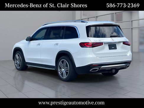 Used 2022 Mercedes-Benz GLS 450 4MATIC image 3