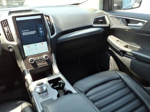 Used 2021 Ford Edge SEL AWD/4WD image 15
