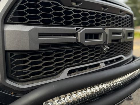 Used 2017 Ford F150 Raptor w/ Equipment Group 802A Luxury AWD/4WD image 53