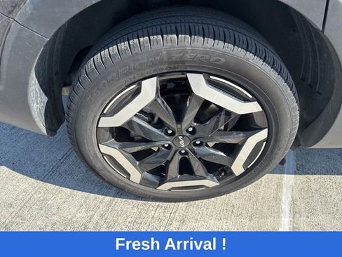 Used 2025 Kia Telluride S AWD/4WD image 22
