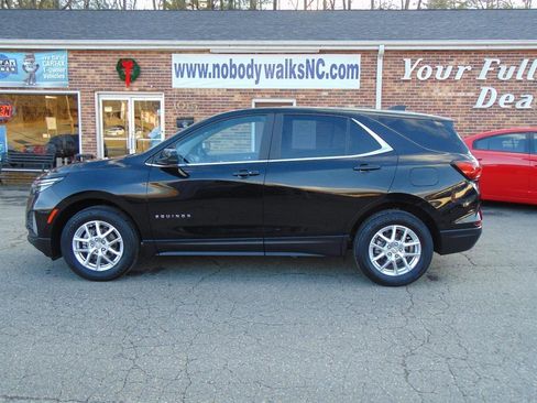 Used 2022 Chevrolet Equinox LT AWD/4WD image 16
