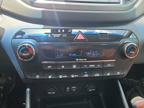 Used 2016 Hyundai Tucson Limited w/ Option Group 03 FWD image 22