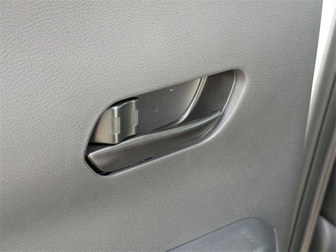 New 2025 Nissan Kicks Play S image 26