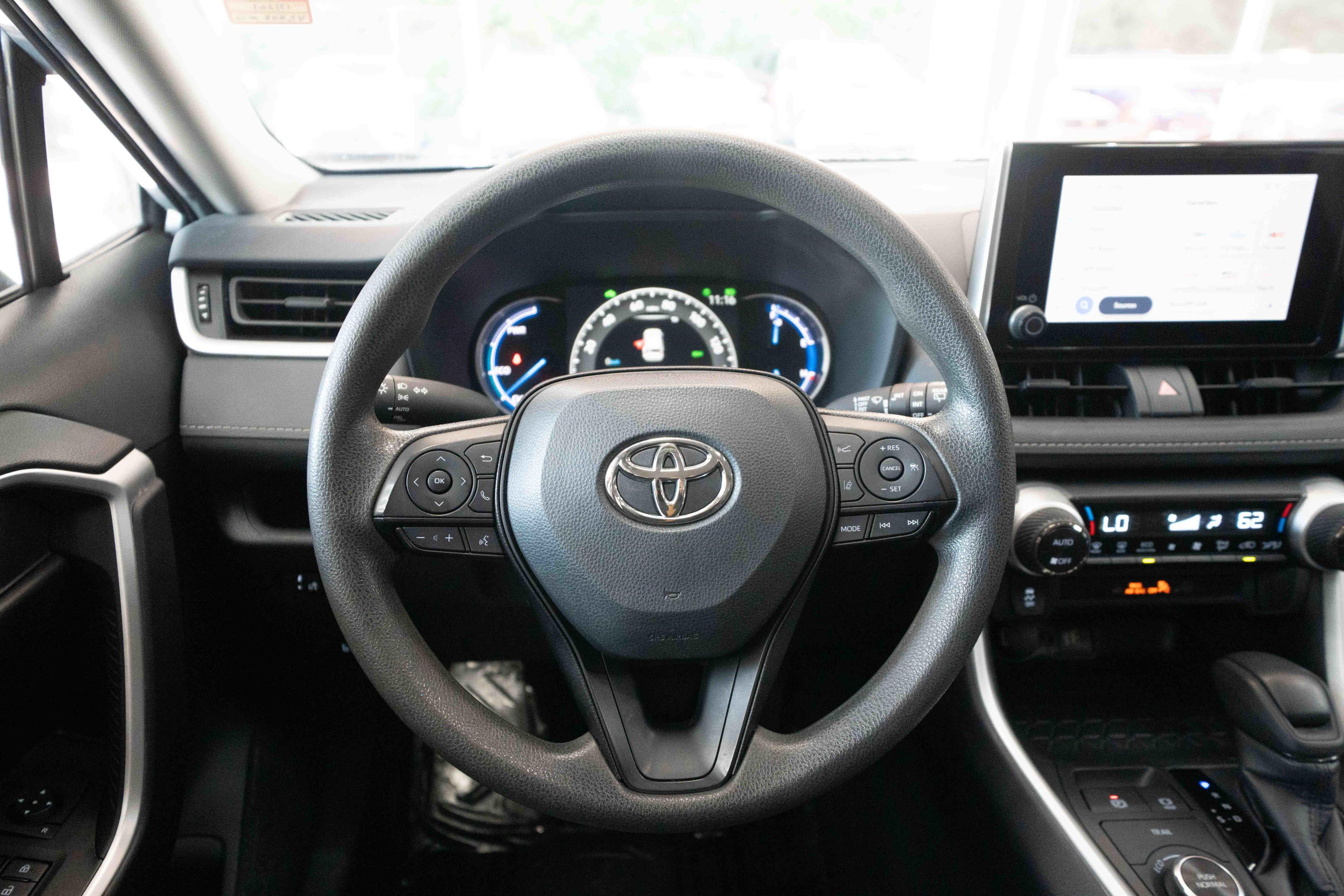 Certified 2025 Toyota RAV4 XLE AWD/4WD image 22