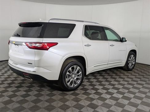 Used 2018 Chevrolet Traverse Premier image 5