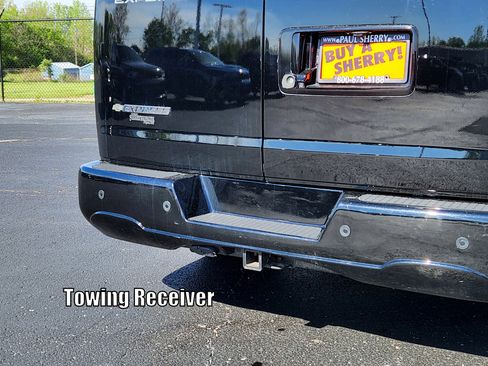Used 2021 Chevrolet Express 3500 LS w/ Chrome Appearance Package RWD image 18