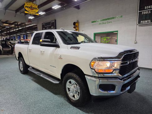 Used 2021 RAM 2500 Big Horn AWD/4WD image 4
