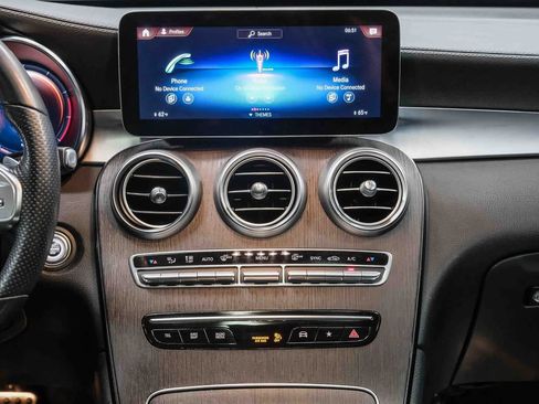 Certified 2023 Mercedes-Benz GLC 300 GLC 300 image 11