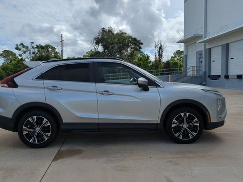 Used 2022 Mitsubishi Eclipse Cross SE FWD image 4