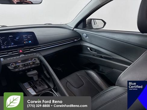 Used 2023 Hyundai Elantra Limited image 29