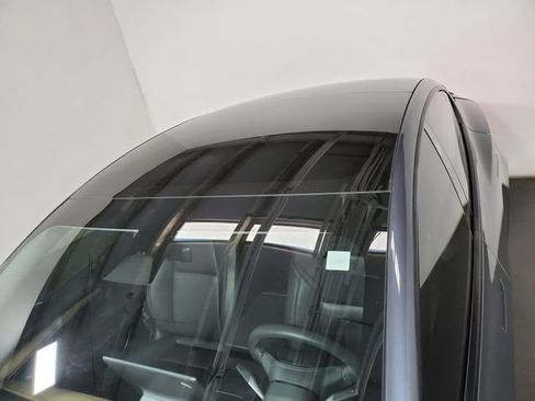 Used 2022 Tesla Model 3 Performance image 7