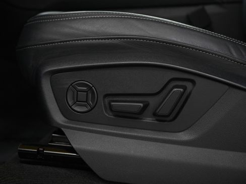 Used 2025 Audi Q7 2.0T Premium Plus AWD/4WD image 29