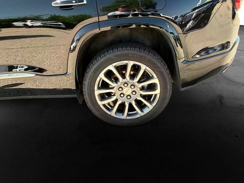 Used 2023 GMC Acadia Denali w/ Denali Technology Package AWD/4WD image 12