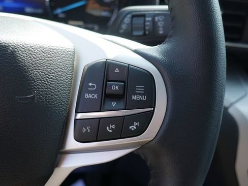 Used 2023 Ford Explorer XLT w/ Equipment Group 202A AWD/4WD image 20