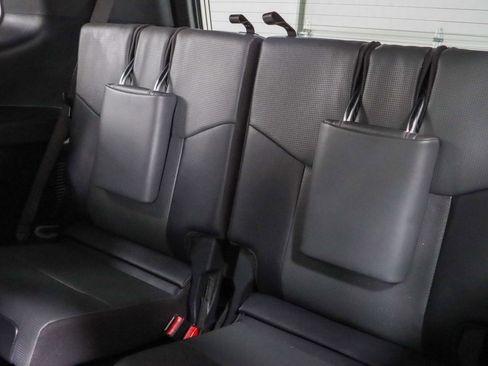 Used 2024 Lexus GX 550 w/ Accessory Package (Z1) AWD/4WD image 28