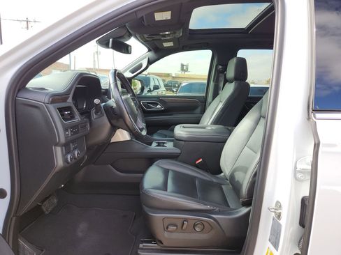 Used 2023 Chevrolet Tahoe LT RWD image 16