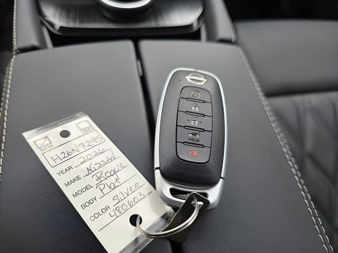 New 2026 Nissan Rogue Platinum image 29