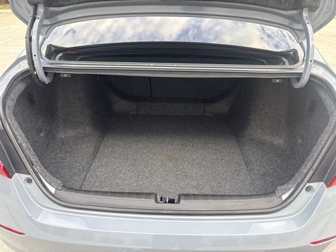 Used 2022 Honda Accord Sport image 9