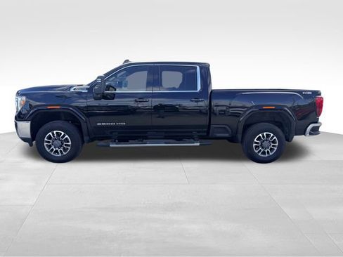 Used 2022 GMC Sierra 2500 SLE w/ SLE Value Package; image 8