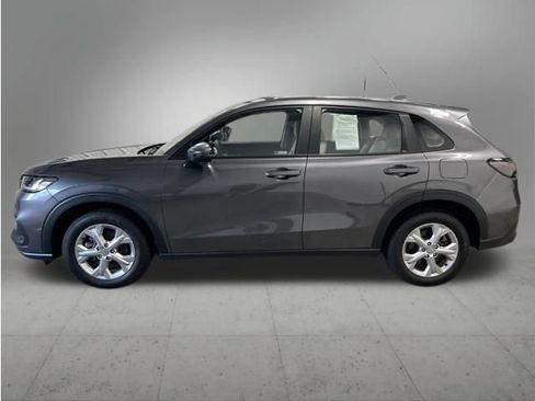 Certified 2024 Honda HR-V LX image 3