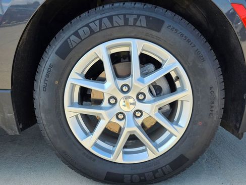 Used 2022 Chevrolet Equinox LS w/ LS Convenience Package image 13