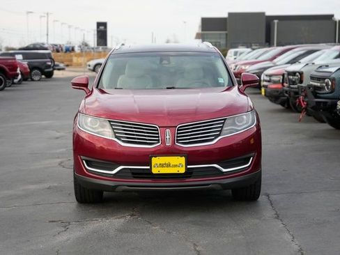 Used 2016 Lincoln MKX Reserve w/ Climate Package image 3