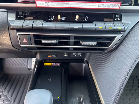 New 2026 Toyota Camry SE FWD image 23