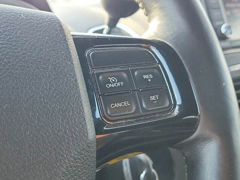 Used 2018 Dodge Grand Caravan SXT w/ Driver Convenience Group image 30