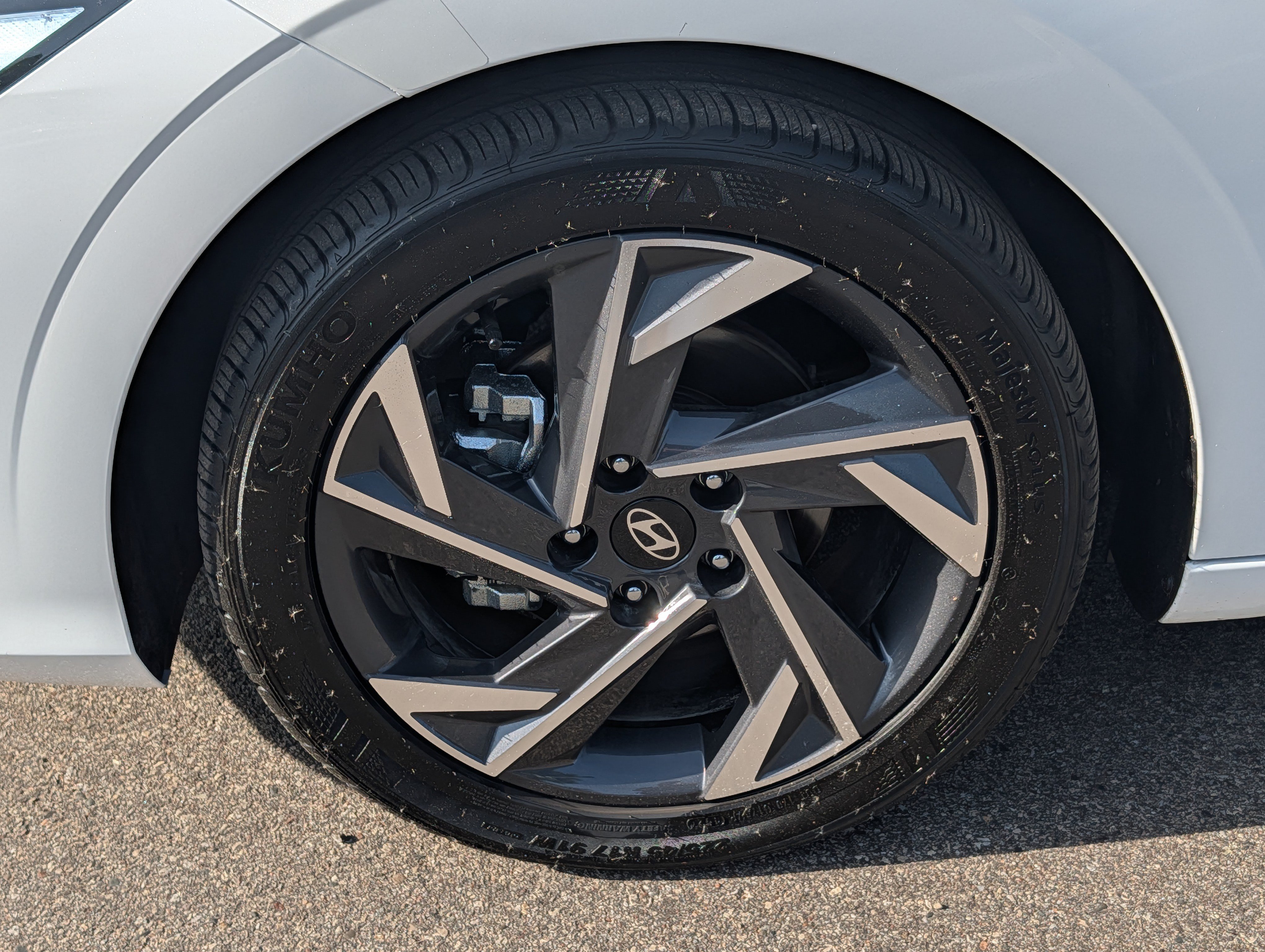 Certified 2025 Hyundai Elantra Sport FWD image 15