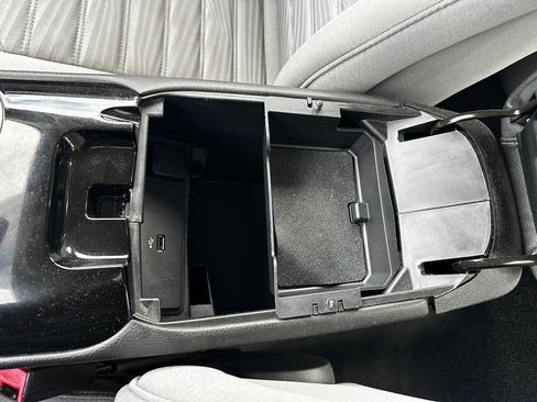 Used 2016 Ford Fusion S w/ Equipment Group 101A image 54