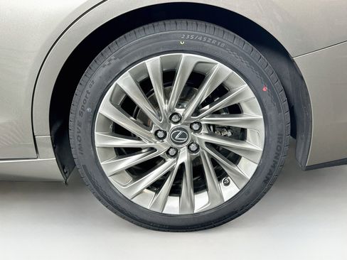 Used 2021 Lexus ES 350 w/ Accessory Package 2 FWD image 11