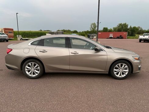 Used 2024 Chevrolet Malibu LT FWD image 33
