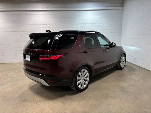 New 2026 Land Rover Discovery Limited Edition image 6