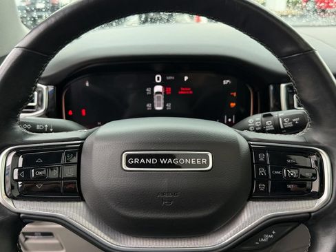 Used 2022 Jeep Grand Wagoneer Series I AWD/4WD image 19