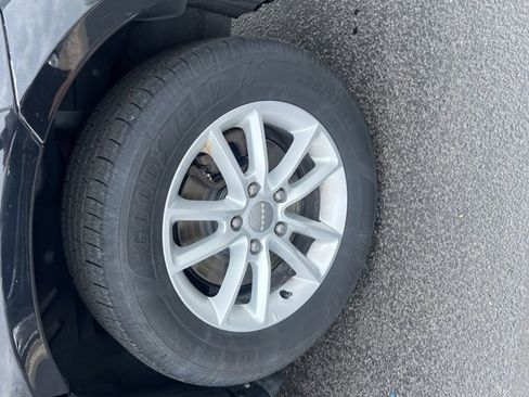 Used 2017 Dodge Journey SXT w/ Comfort/Convenience Group image 21