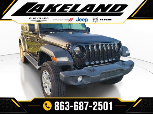 Used 2018 Jeep Wrangler Unlimited Sport S AWD/4WD image 1