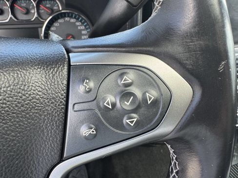 Used 2018 Chevrolet Silverado 1500 LTZ Z71 image 28