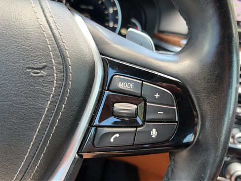 Used 2017 BMW 530i xDrive AWD/4WD image 24