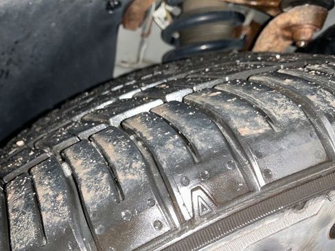 Used 2014 Dodge Challenger SXT w/ Super Sport Group (SS/T) RWD image 12