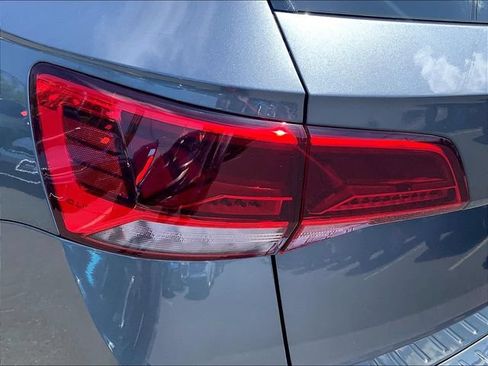Certified 2024 Volkswagen Taos S AWD/4WD image 28